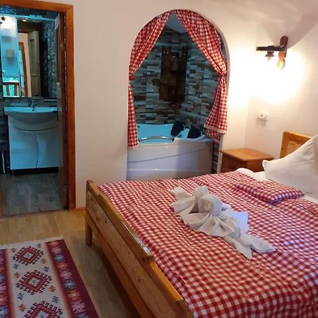 Cabanute Si Camping Dracula Capatineni-Paminteni Dış mekan fotoğraf