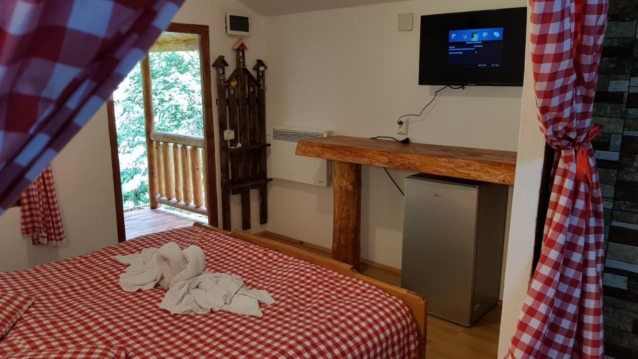 Cabanute Si Camping Dracula Capatineni-Paminteni Dış mekan fotoğraf